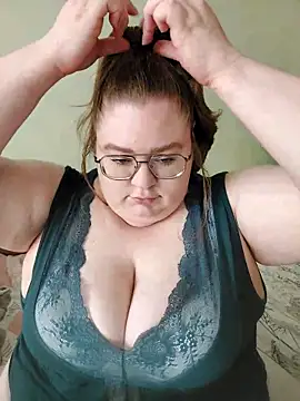 Chloe WS online show from October 2025 08:00:01 AM