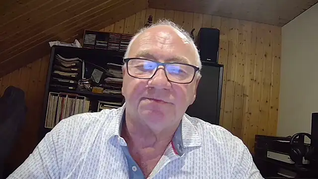 Snapshot of biggandybig chatting on November 2025 10:20:02 PM biggandybig online show from November 2025 10:20:02 PM