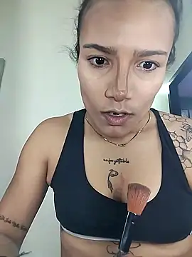 Yaumiko online show from October 2025 11:09:02 AM