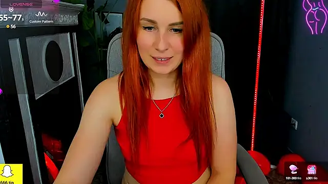 YrKiraXO online show from February 2025 10:45:01 AM