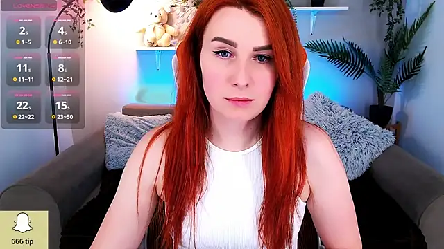 YrKiraXO online show from February 2025 11:23:02 PM