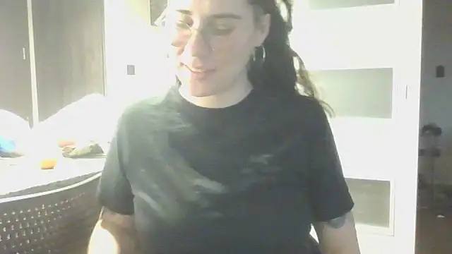 Snapshot of atenealovve_77 chatting on November 2025 11:26:01 PM atenealovve 77 online show from November 2025 11:26:01 PM