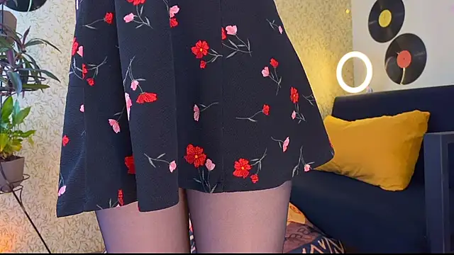 EmmyAmbros online show from March 2025 09:55:02 AM