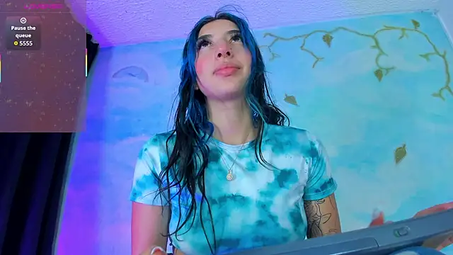 SaturnooStonee online show from September 2025 05:33:01 AM