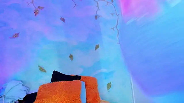 SaturnooStonee online show from October 2025 05:38:02 AM