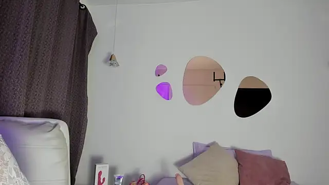 Snapshot of ValentinaaF chatting on October 2025 11:55:02 AM ValentinaaF online show from October 2025 11:55:02 AM