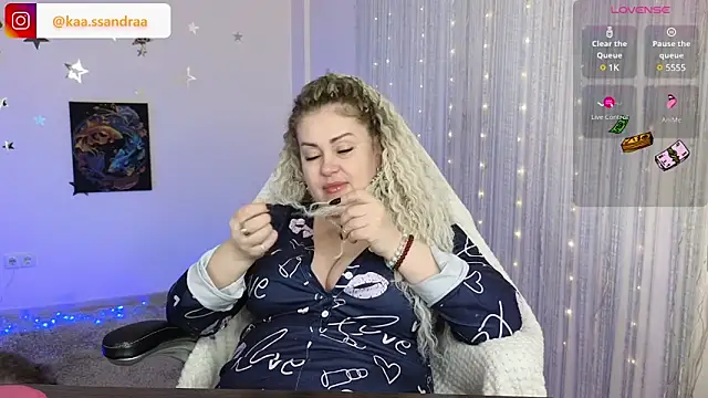 misskaassandraa online show from December 2024 08:34:01 PM
