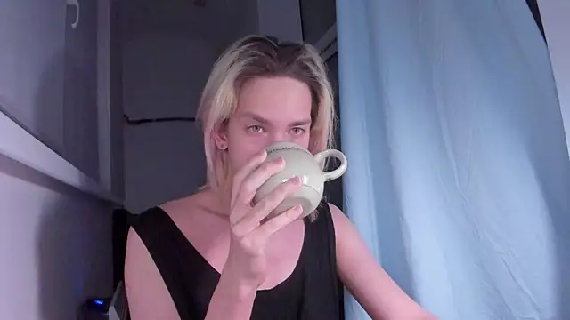 Snapshot of matt_spark chatting on February 2025 12:43:01 AM matt spark online show from February 2025 12:43:01 AM