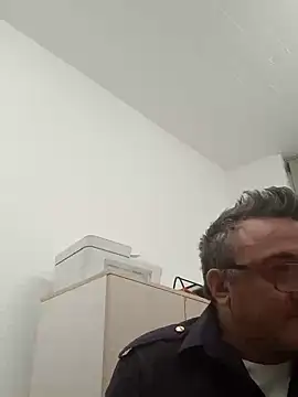 Snapshot of frabsx chatting on December 2024 06:32:02 PM frabsx online show from December 2024 06:32:02 PM