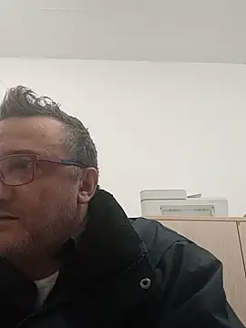 Snapshot of frabsx chatting on December 2024 07:06:02 AM frabsx online show from December 2024 07:06:02 AM