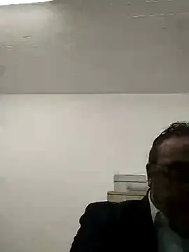 Snapshot of frabsx chatting on December 2024 05:18:02 PM frabsx online show from December 2024 05:18:02 PM