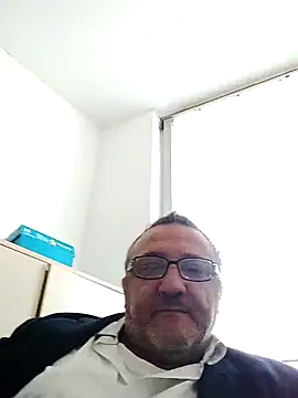 Snapshot of frabsx chatting on November 2025 10:58:01 AM frabsx online show from November 2025 10:58:01 AM