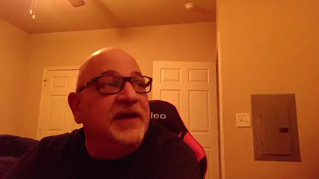 Snapshot of --JimmyJamzs-- chatting on December 2024 02:33:02 PM --JimmyJamzs-- online show from December 2024 02:33:02 PM