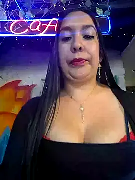 Bella keny online show from December 2024 09:22:01 PM