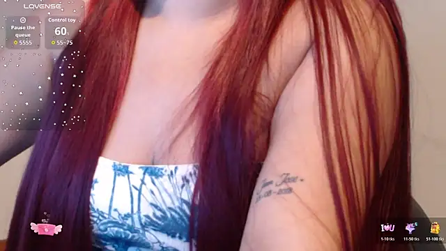 Snapshot of EmaGw chatting on November 2025 11:37:02 PM EmaGw online show from November 2025 11:37:02 PM