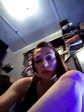 Snapshot of Genevieve143 chatting on November 2025 10:52:02 PM Genevieve143 online show from November 2025 10:52:02 PM