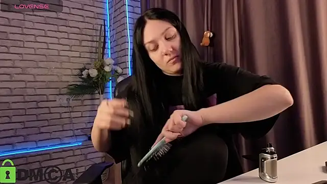 Snapshot of Kvetachka chatting on October 2025 01:17:01 AM Kvetachka online show from October 2025 01:17:01 AM