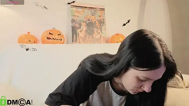 Snapshot of Kvetachka chatting on October 2025 01:18:01 AM Kvetachka online show from October 2025 01:18:01 AM