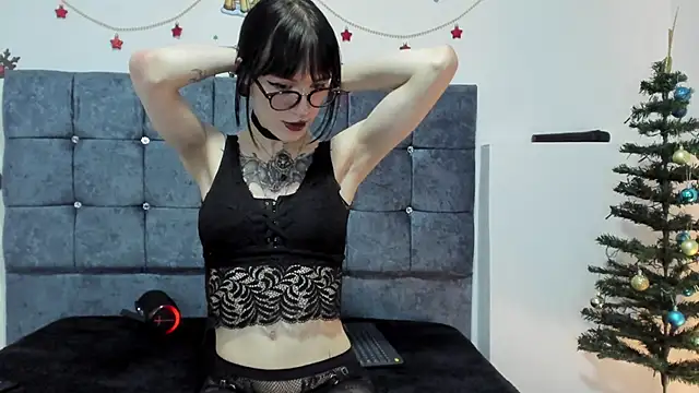 bathory vamps online show from December 2024 08:49:02 PM