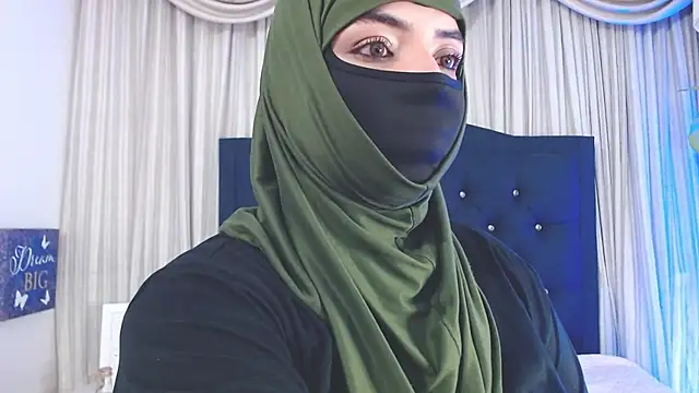 Uzra hayed online show from December 2024 01:36:02 AM