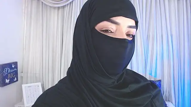 Uzra hayed online show from September 2025 07:52:01 PM