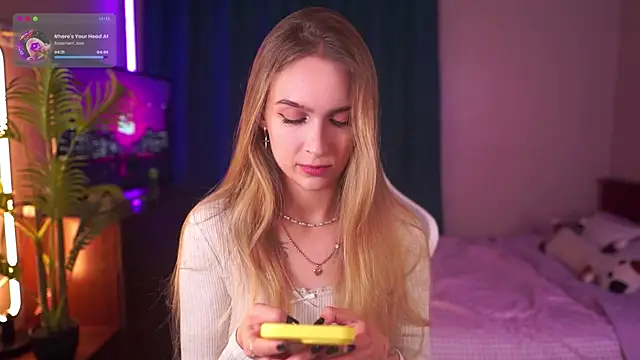 Kamila icee online show from October 2025 07:57:02 PM