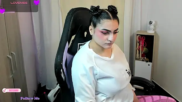 setzuna  online show from October 2025 03:19:01 AM