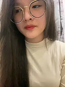 Snapshot of Krixxi22 chatting on December 2024 02:53:01 PM Krixxi22 online show from December 2024 02:53:01 PM