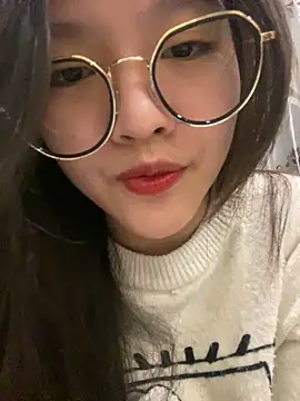 Snapshot of Krixxi22 chatting on January 2025 04:16:02 PM Krixxi22 online show from January 2025 04:16:02 PM