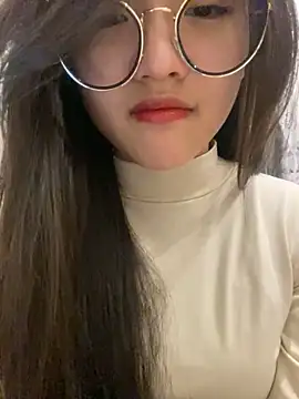 Snapshot of Krixxi22 chatting on January 2025 03:34:02 PM Krixxi22 online show from January 2025 03:34:02 PM