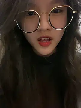 Snapshot of Krixxi22 chatting on February 2025 02:16:02 PM Krixxi22 online show from February 2025 02:16:02 PM