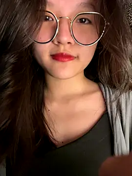 Snapshot of Krixxi22 chatting on September 2025 01:55:01 PM Krixxi22 online show from September 2025 01:55:01 PM