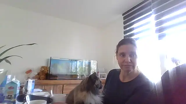 Snapshot of Mir_boobs_ chatting on November 2025 11:11:02 AM Mir boobs online show from November 2025 11:11:02 AM