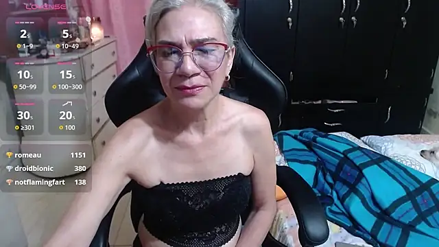 Snapshot of Giorgia_xue53 chatting on November 2025 03:19:01 AM Giorgia xue53 online show from November 2025 03:19:01 AM