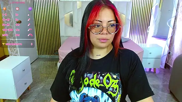 martinna tay online show from November 2025 03:07:01 AM