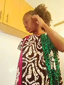 LOVELY-2BERRY online show from November 2025 05:31:01 AM