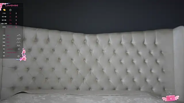 nichole bree  online show from February 2025 11:25:01 AM