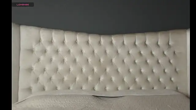 nichole bree  online show from September 2025 02:16:01 PM