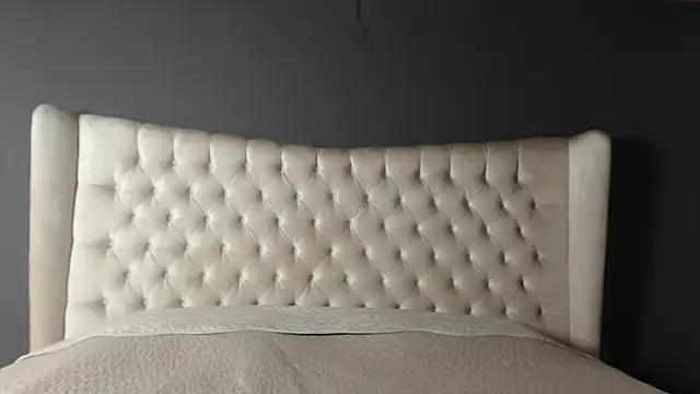 nichole bree  online show from October 2025 12:33:01 PM