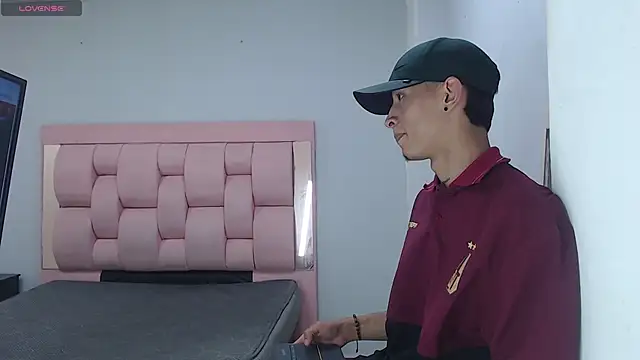 Snapshot of Smith_maicol chatting on November 2025 09:46:02 PM Smith maicol online show from November 2025 09:46:02 PM