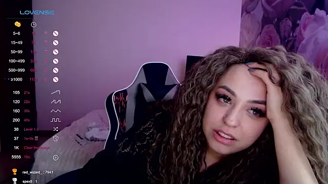  Just a queen 3 online show from December 2024 09:23:01 PM