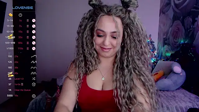  Just a queen 3 online show from January 2025 05:52:02 PM