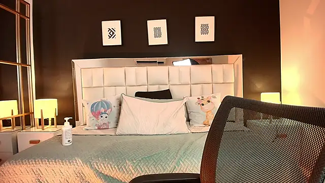 lisa casper online show from January 2025 07:40:01 PM