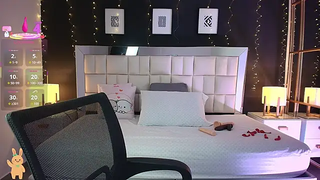 lisa casper online show from September 2025 01:01:01 PM