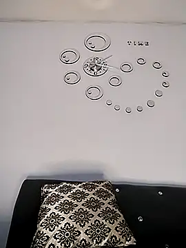 Snapshot of Demiansteven2 chatting on February 2025 12:48:01 AM Demiansteven2 online show from February 2025 12:48:01 AM