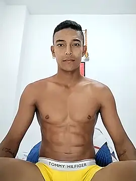 Snapshot of Demiansteven2 chatting on February 2025 02:10:02 PM Demiansteven2 online show from February 2025 02:10:02 PM