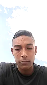 Snapshot of Demiansteven2 chatting on March 2025 07:15:02 PM Demiansteven2 online show from March 2025 07:15:02 PM