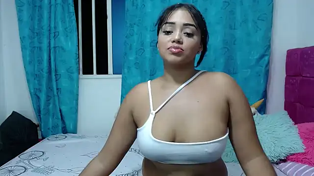 kiara milf  online show from December 2024 11:34:02 PM