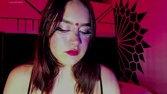 Snapshot of LailaCatt chatting on March 2025 06:20:02 AM LailaCatt online show from March 2025 06:20:02 AM