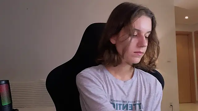 Snapshot of VanessaBayer2 chatting on December 2024 09:57:01 PM VanessaBayer2 online show from December 2024 09:57:01 PM